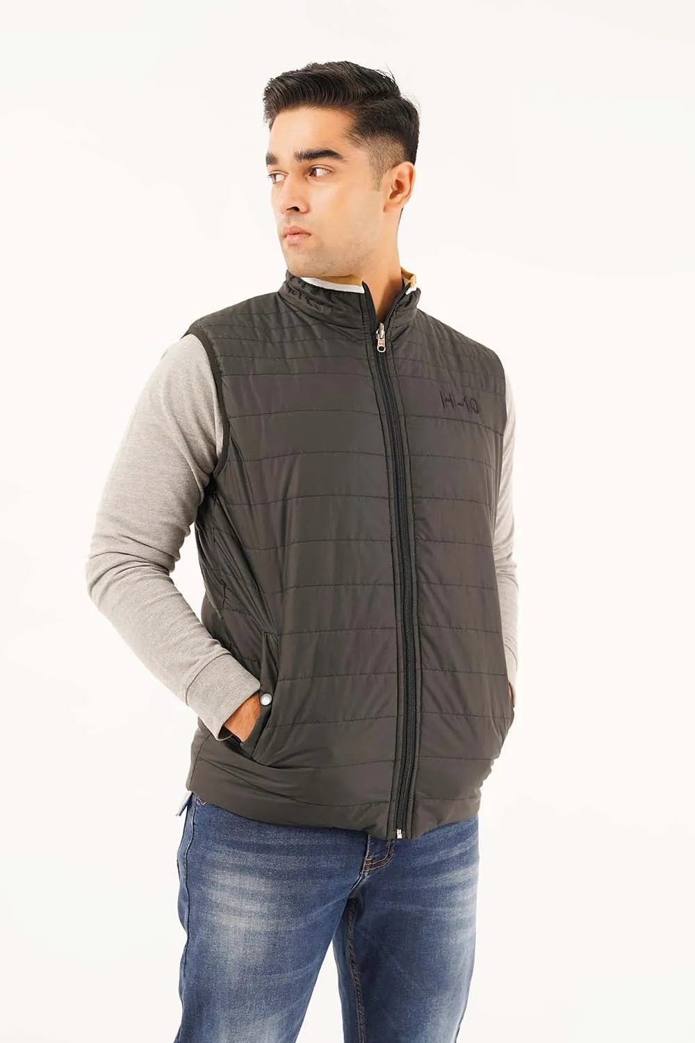 Men's Sleeveless Reversible Puffer Jacket