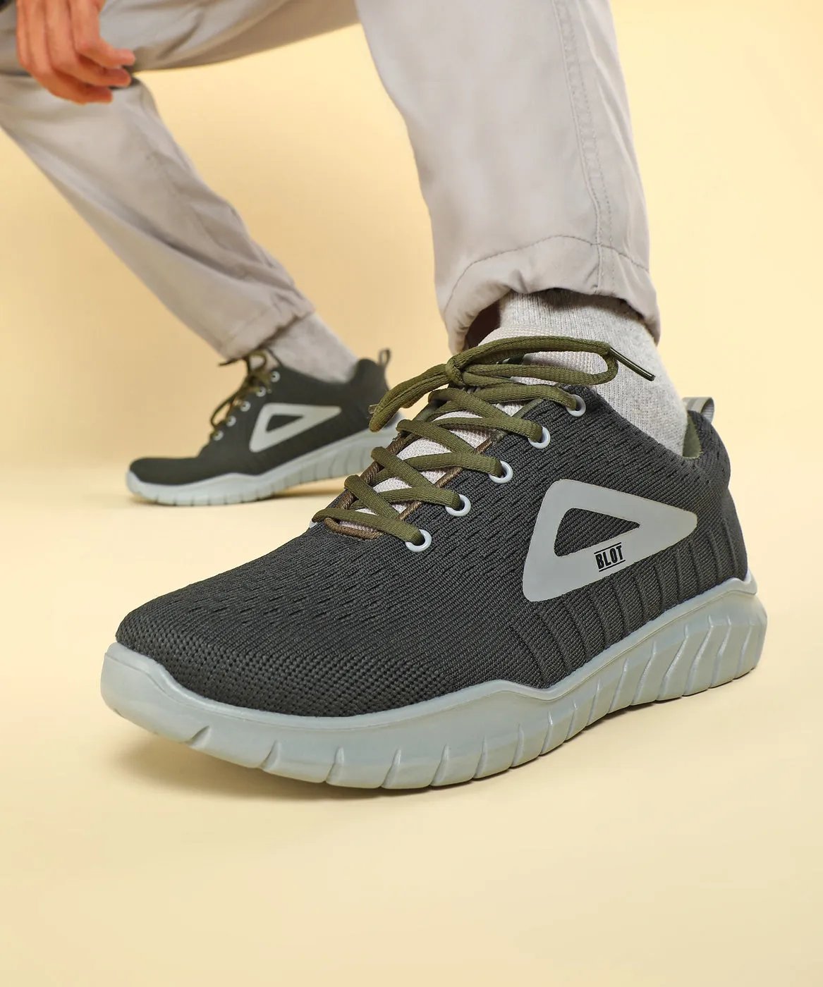 Paragon PUK1230G Men Casual Shoes | Stylish Walking Outdoor Shoes | Daily & Occasion Wear | Smart & Trendy | Comfortable Cushioned Soles